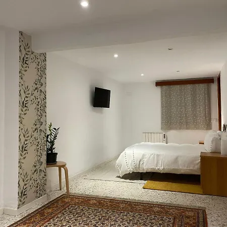 Bodeguita Del Tietar * Pedro Bernardo